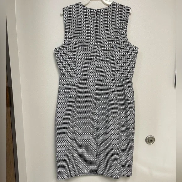 NWT Talbots Bow-Front Patterned Dress - Picture 9 of 15